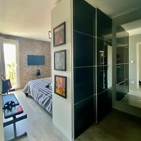 Daire Vue Splendide Cassis-classe 3 Etoiles Cassis